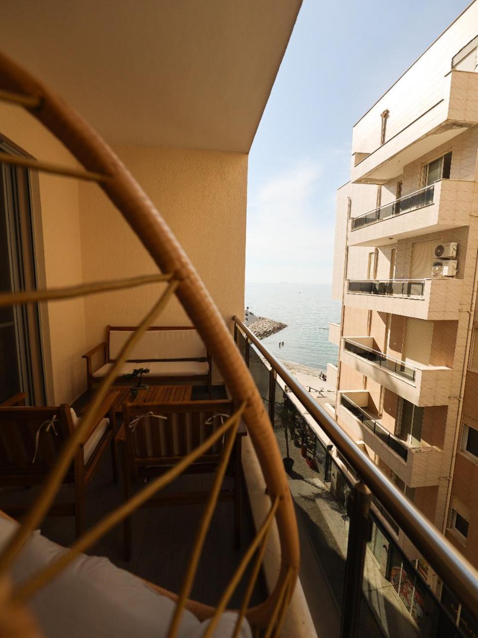 Sea View Apartments Durres Exterior photo